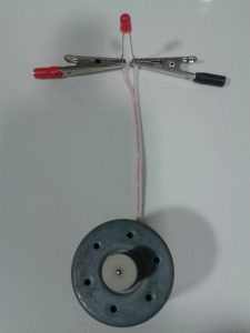 Comprobación de un LED con un Motor de CC